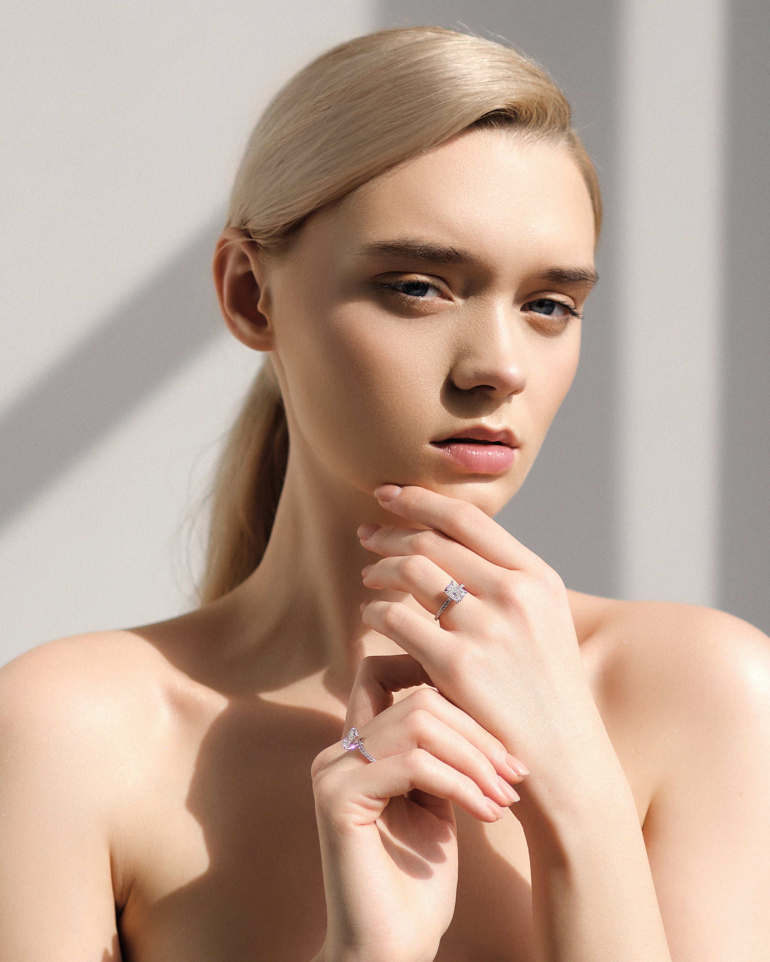 Ayo – solitaire taille émeraude