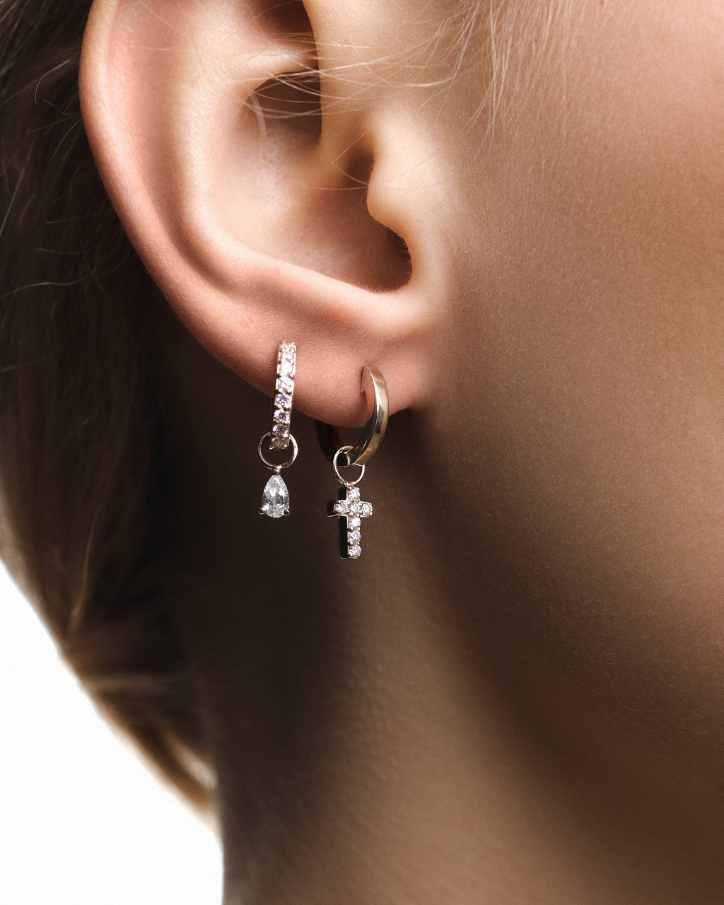 Huggie charm - Diamant poire