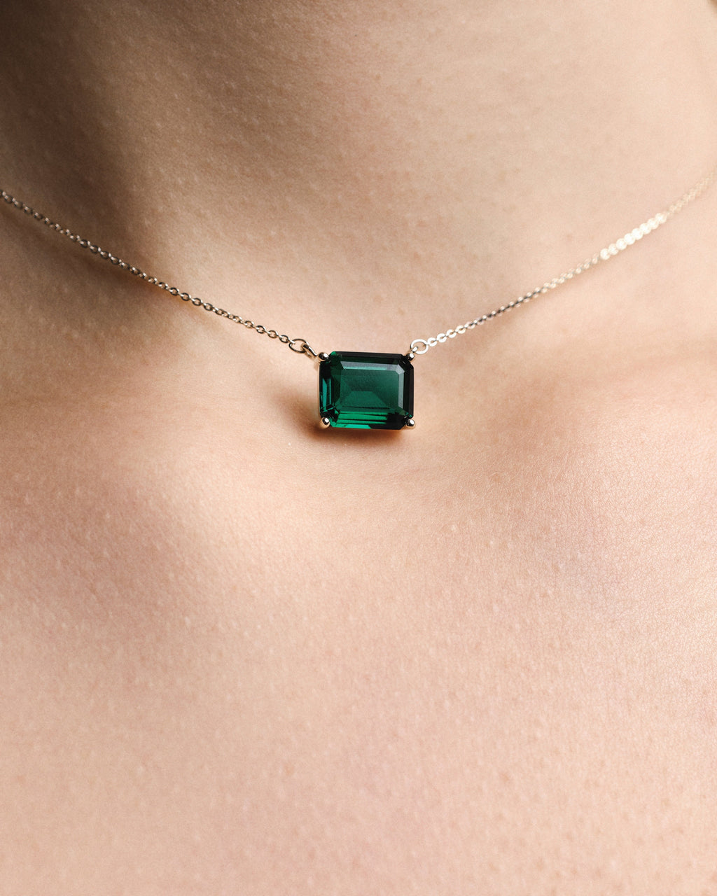 Collier solitaire Émeraude