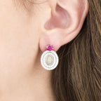 Éclipse Alice en opale blanche cabochon, diamants et or blanc 18 carats