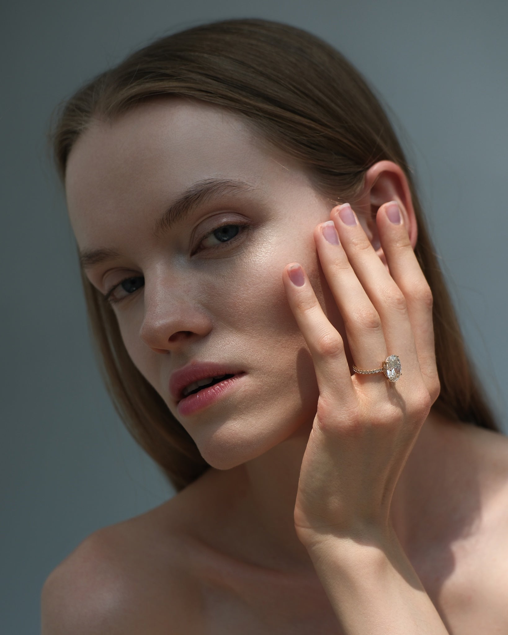 Ayo – solitaire ovale 5 carats