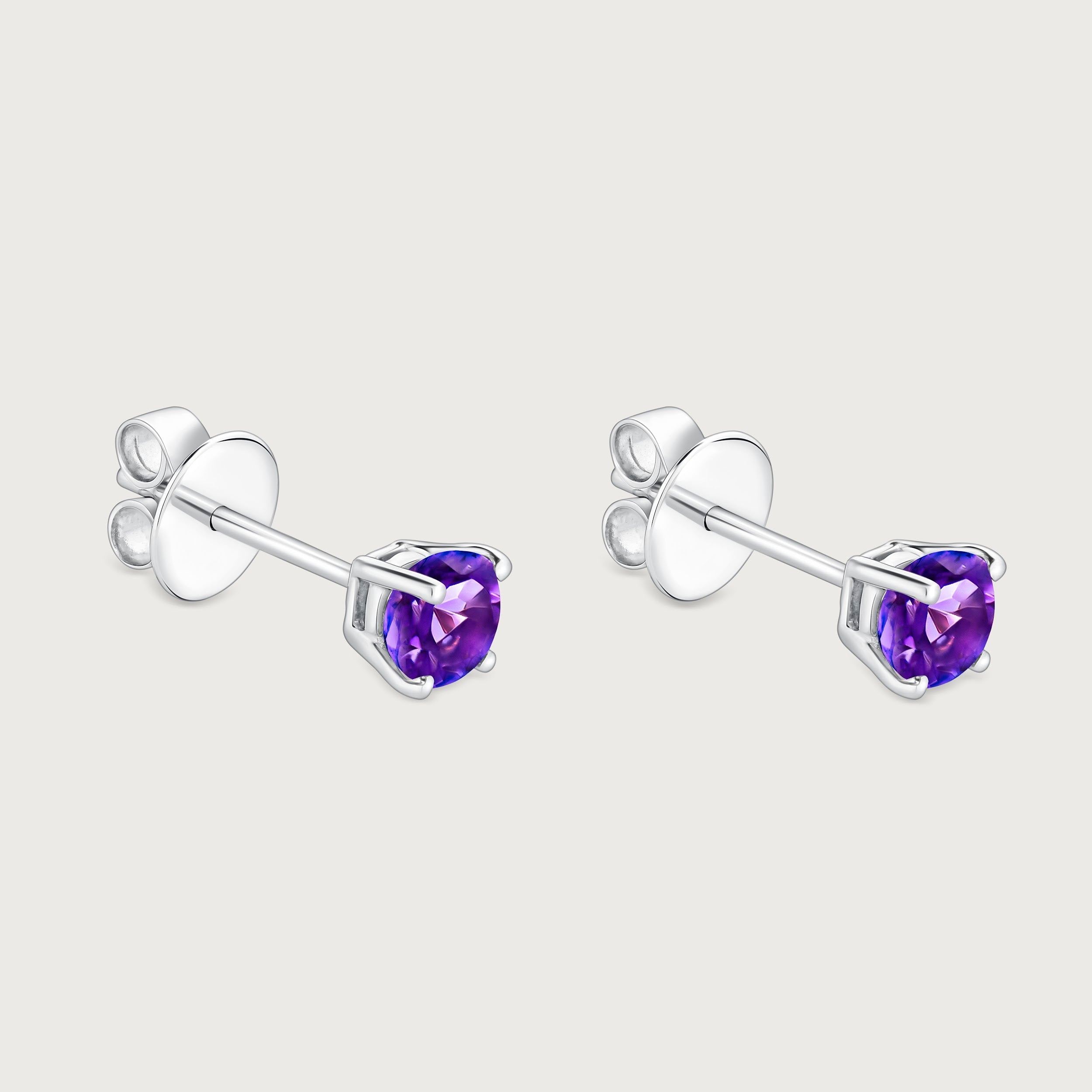 Boucle d'oreille à clou en améthyste
