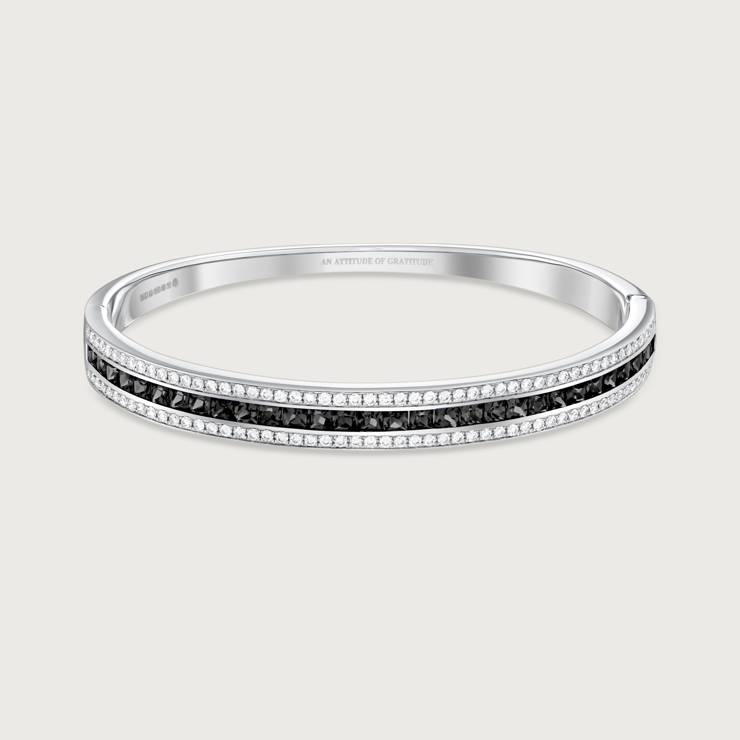 Bracelet Union en diamants noirs et blancs, or blanc 18 carats