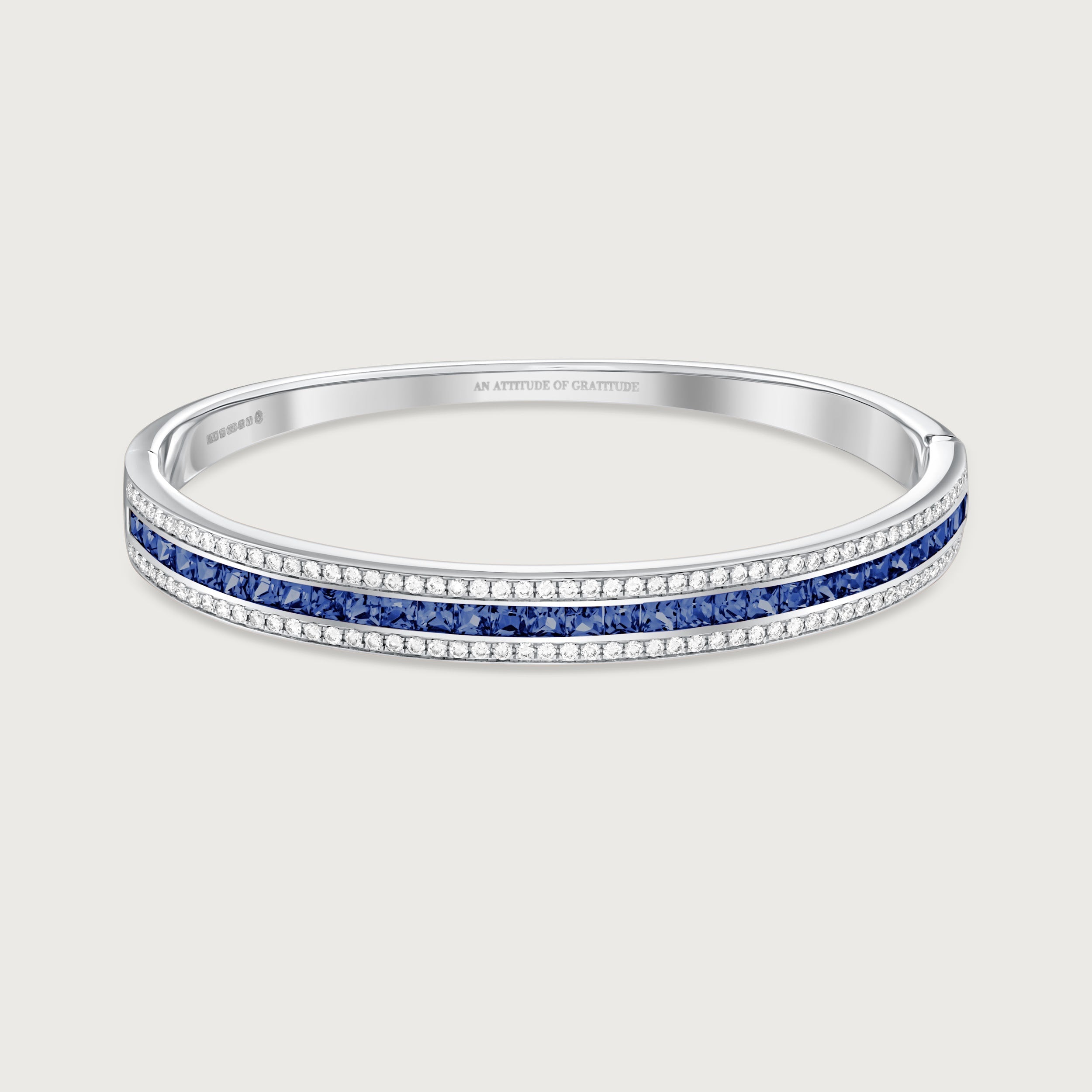 Bracelet Union en saphirs bleus et or blanc 18 carats