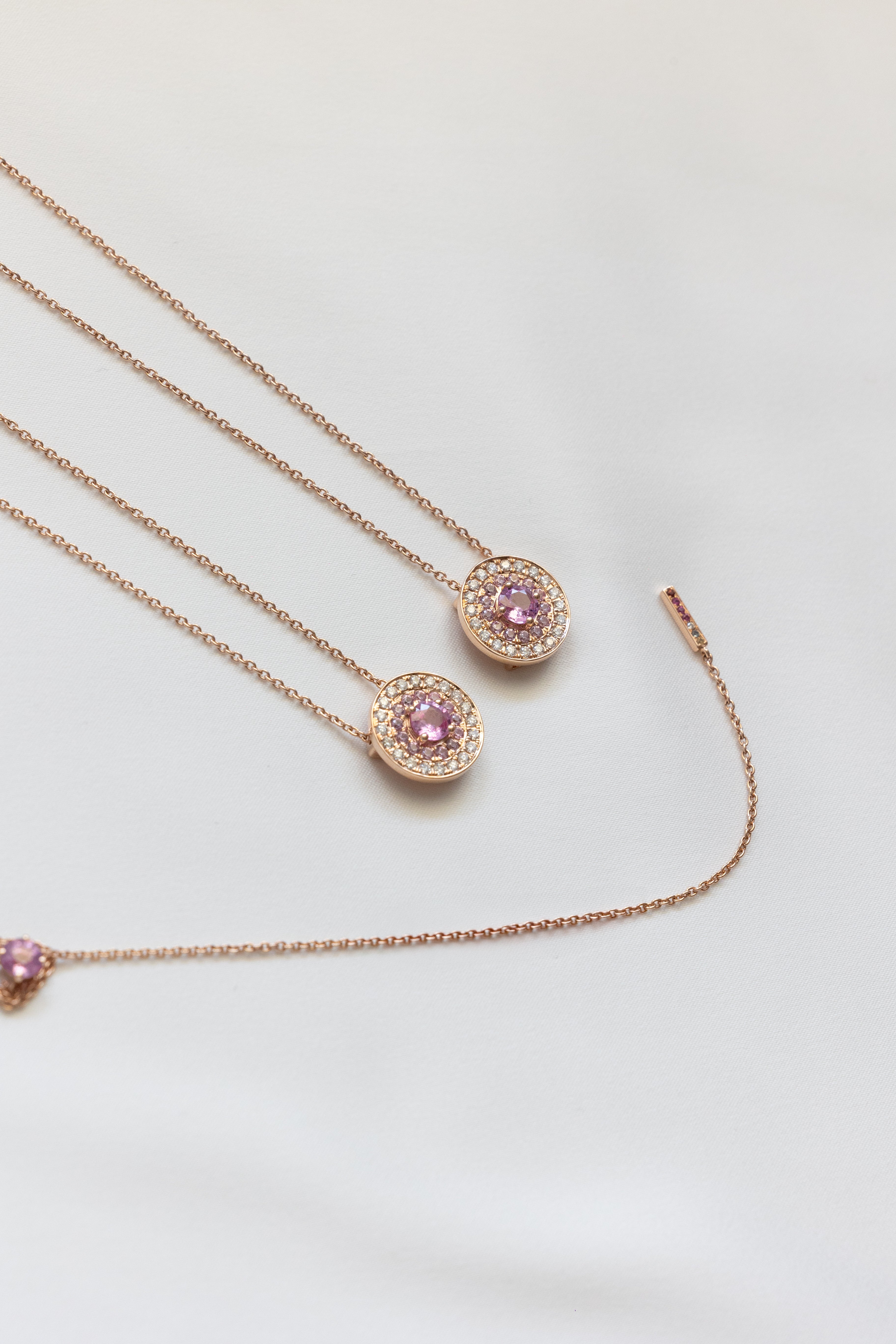 Collier et bracelet My Universe en saphirs roses et diamants, or rose 18 carats