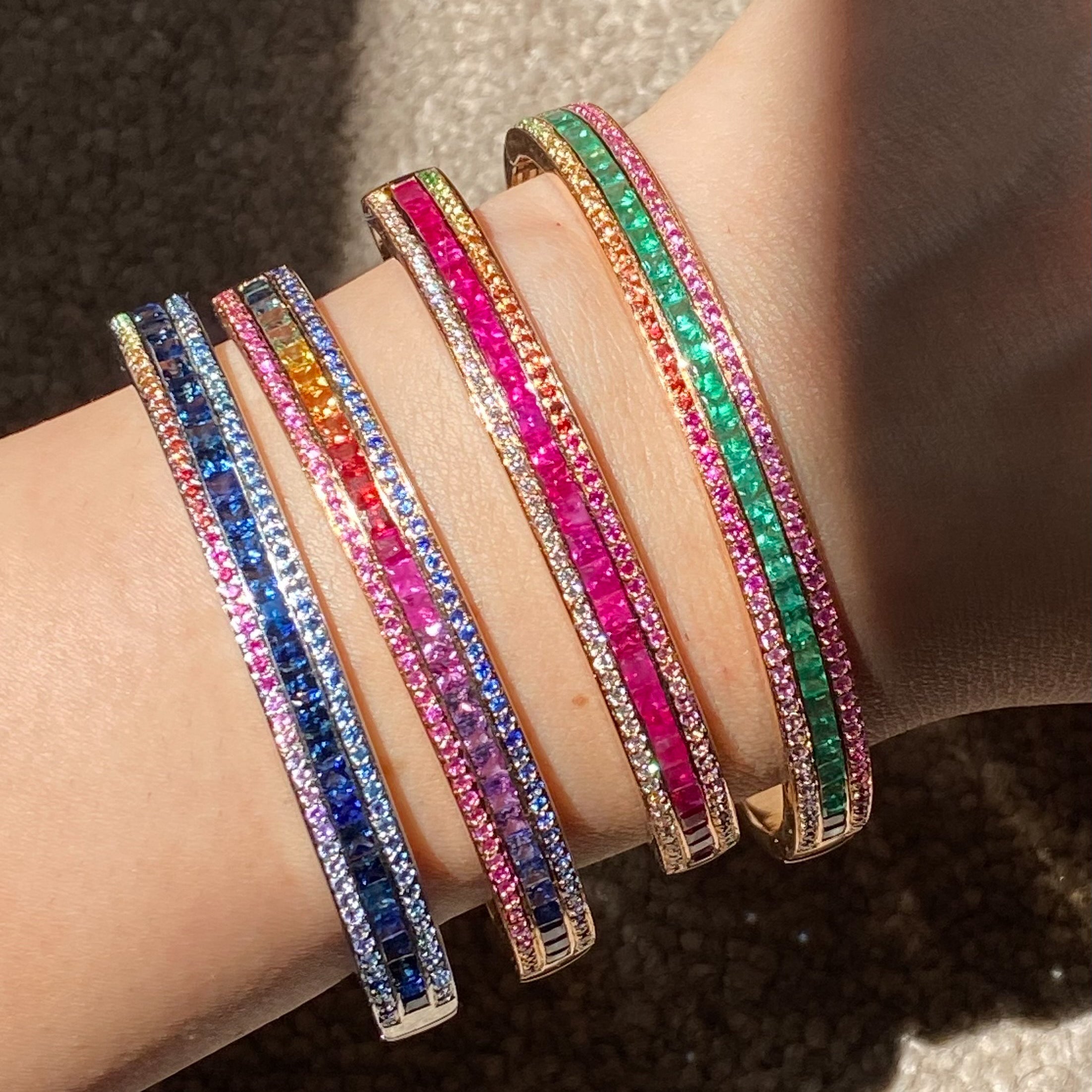 Bracelet Radiant Union en émeraudes et saphirs roses, or rose 18 carats