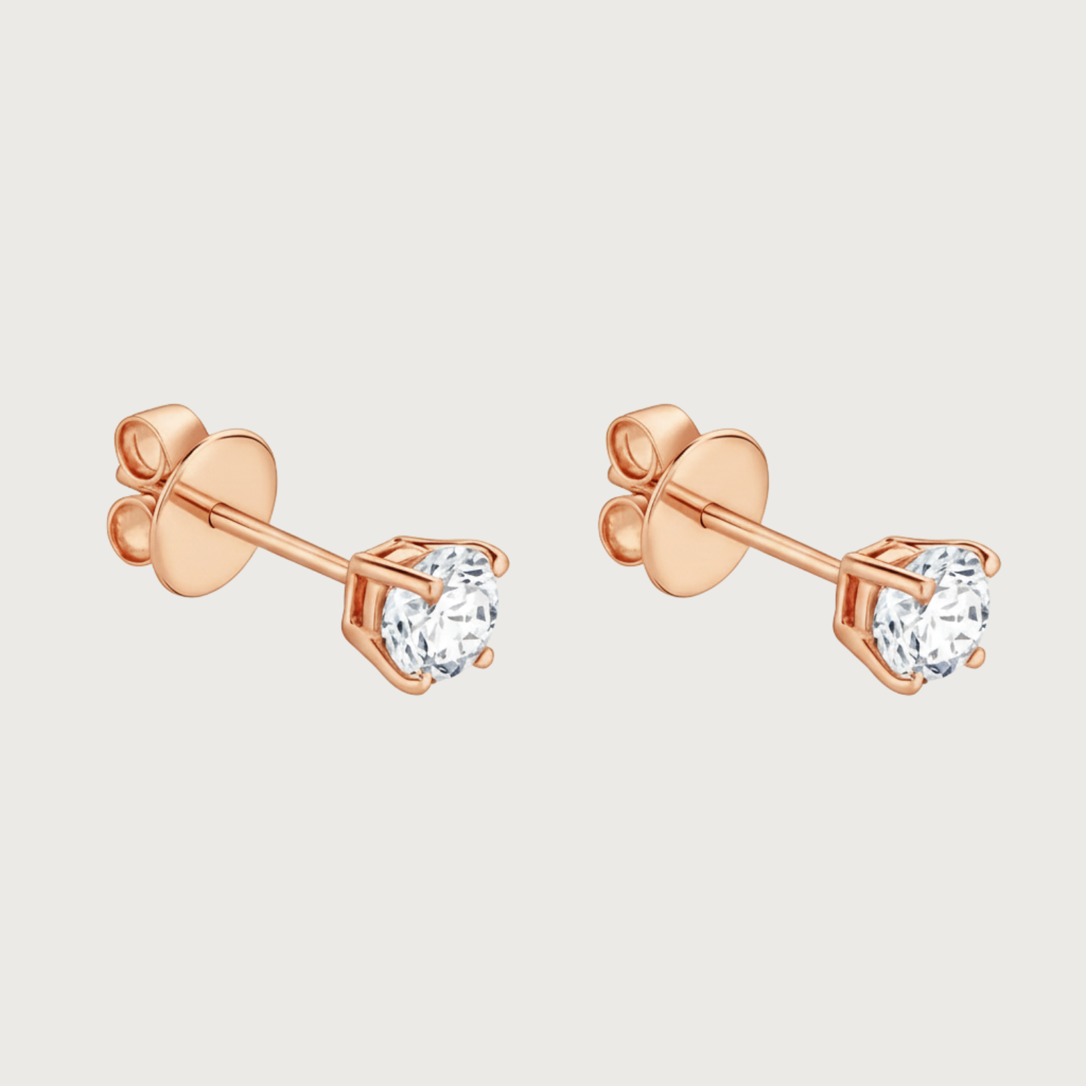 Boucle d'oreille à clou en diamant