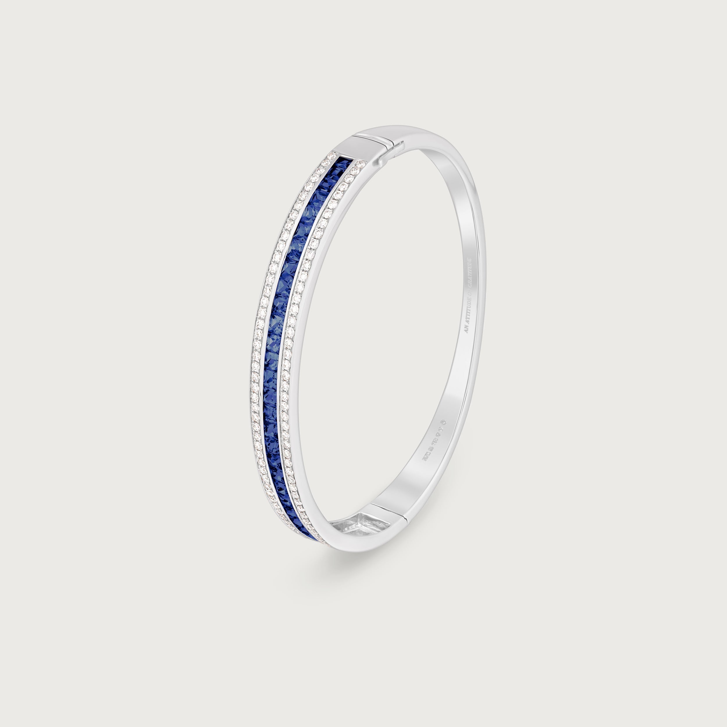Bracelet Union en saphirs bleus et or blanc 18 carats