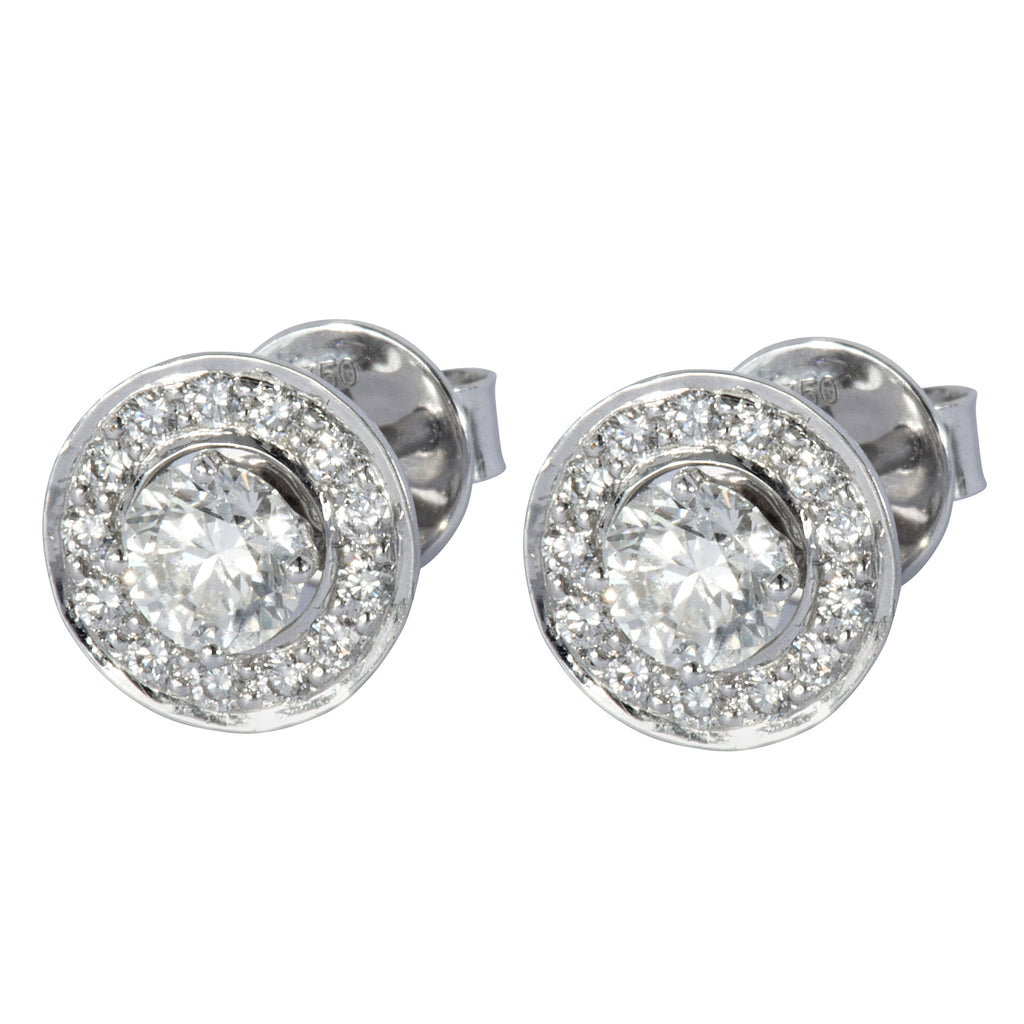 Boucle d'oreille à clou en diamant