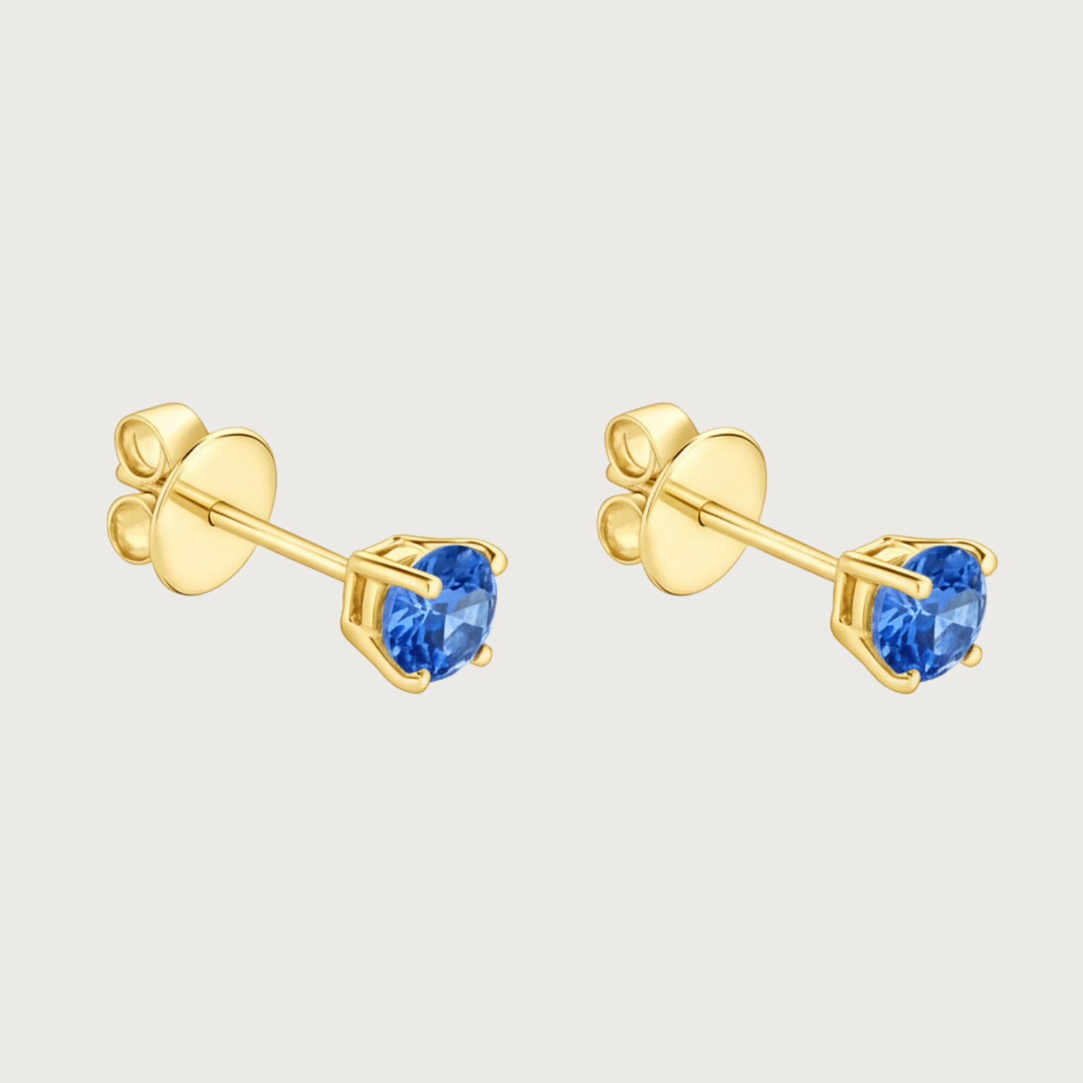 Boucle d'oreille à clou en saphir bleu