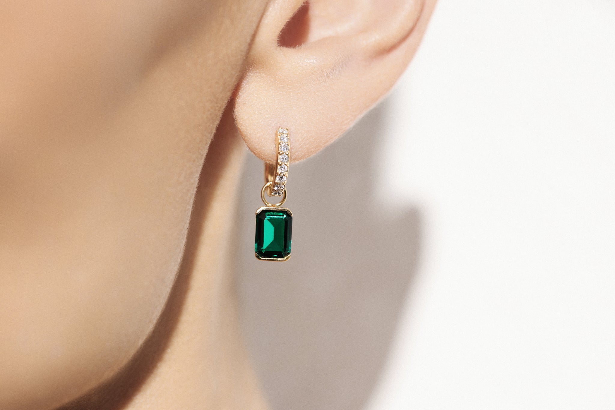 Huggie charm - Émeraude