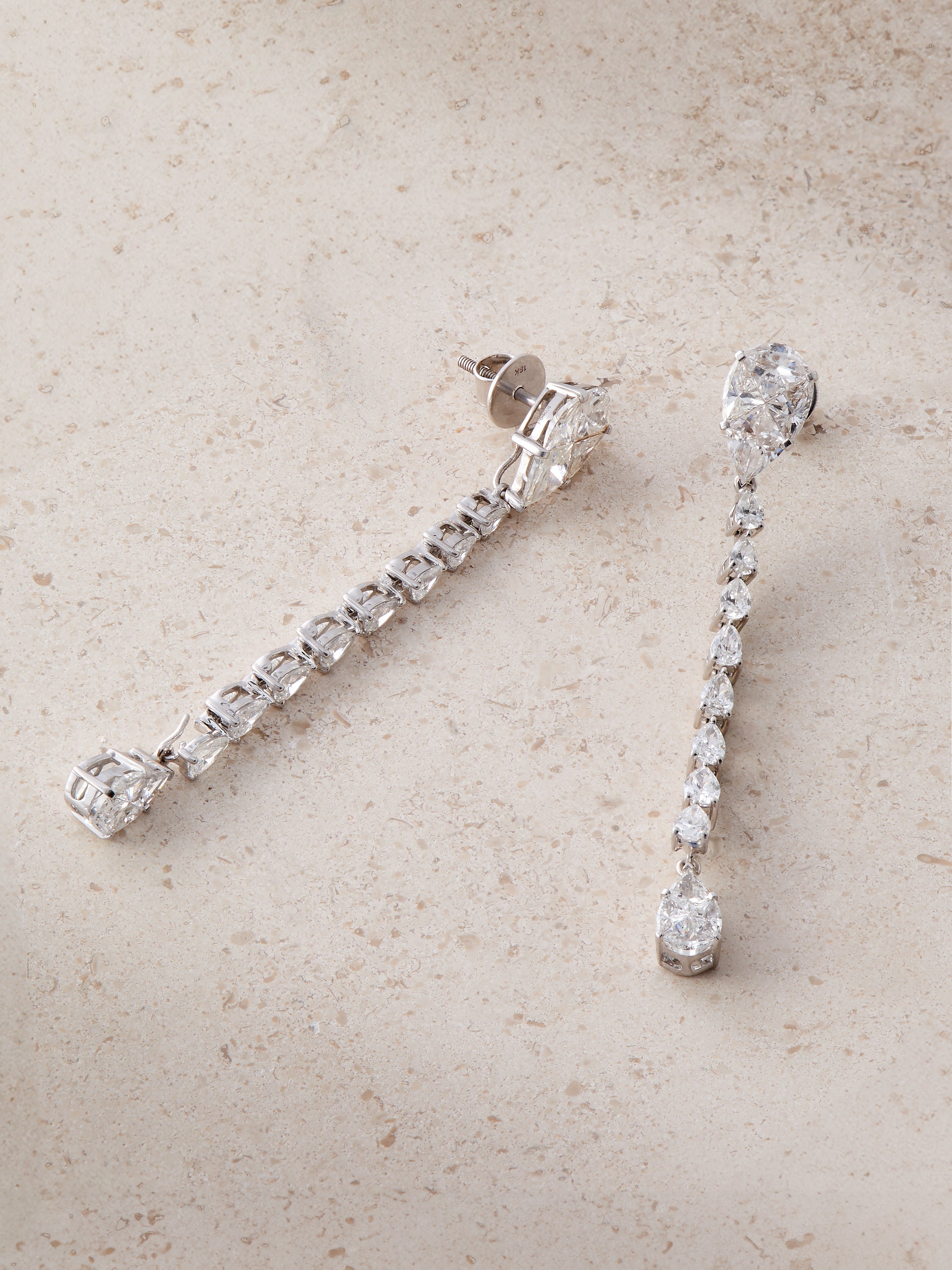 Boucles d'oreilles pendantes en diamant à 8 rangs