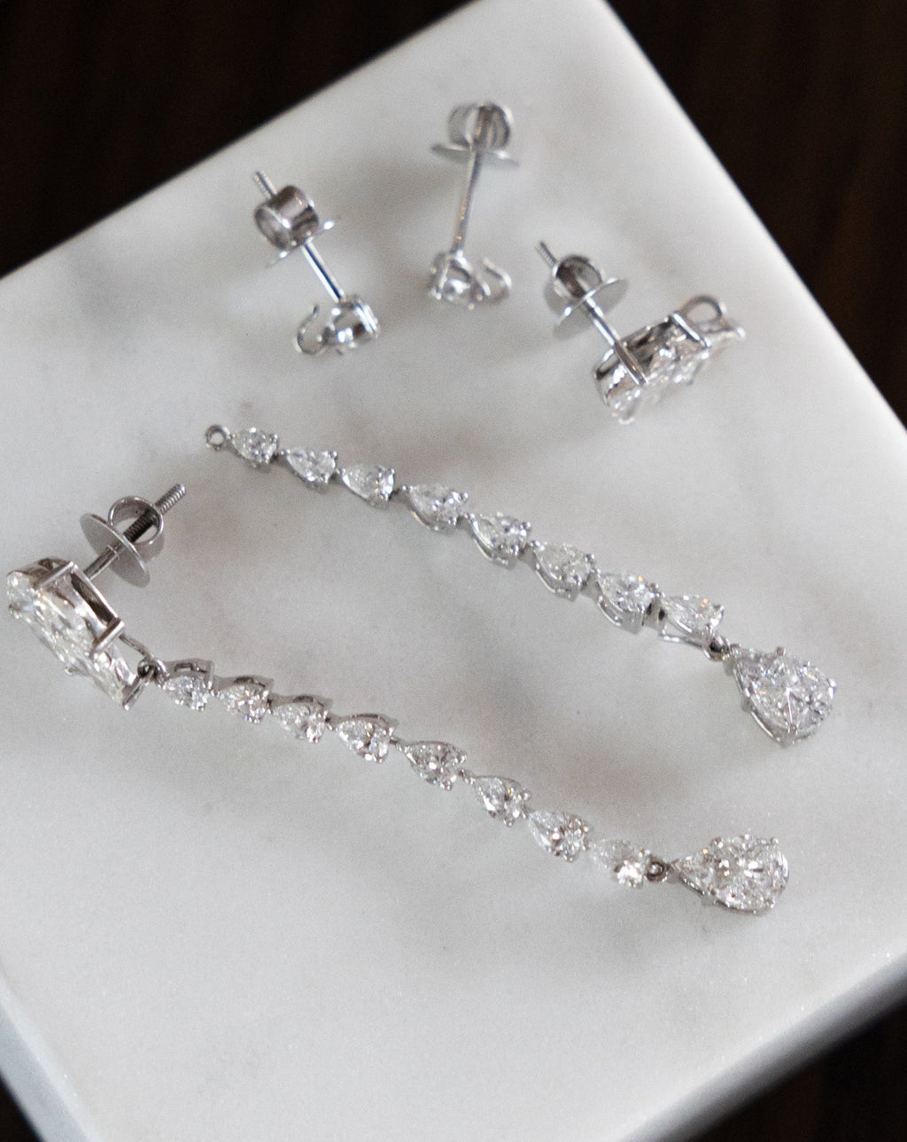 Boucles d'oreilles pendantes en diamant à 8 rangs