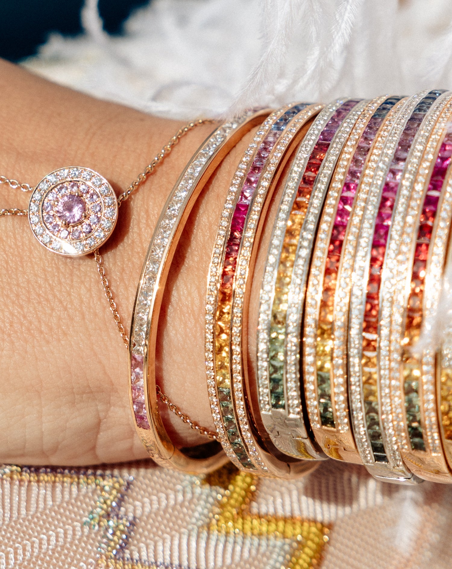 Bracelet Ortus en diamants et saphirs roses, or rose 18 carats